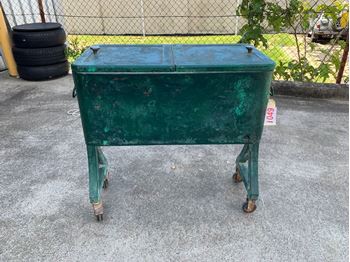Picture of Green Mobile Cooler (Replica)