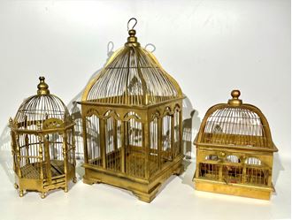 Picture of BIrd Cages